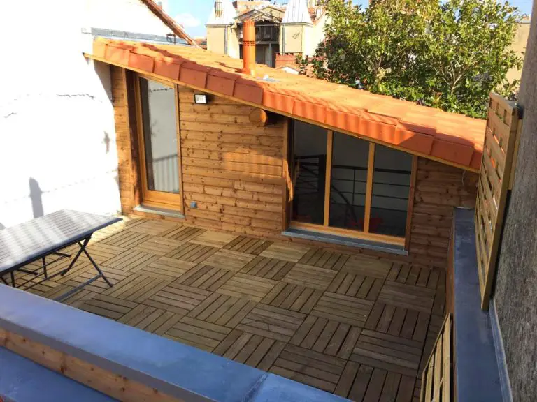 Construction d’une terrasse tropézienne en bois